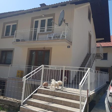Apartman Lara 2 Apartment ฟอชา ภายนอก รูปภาพ