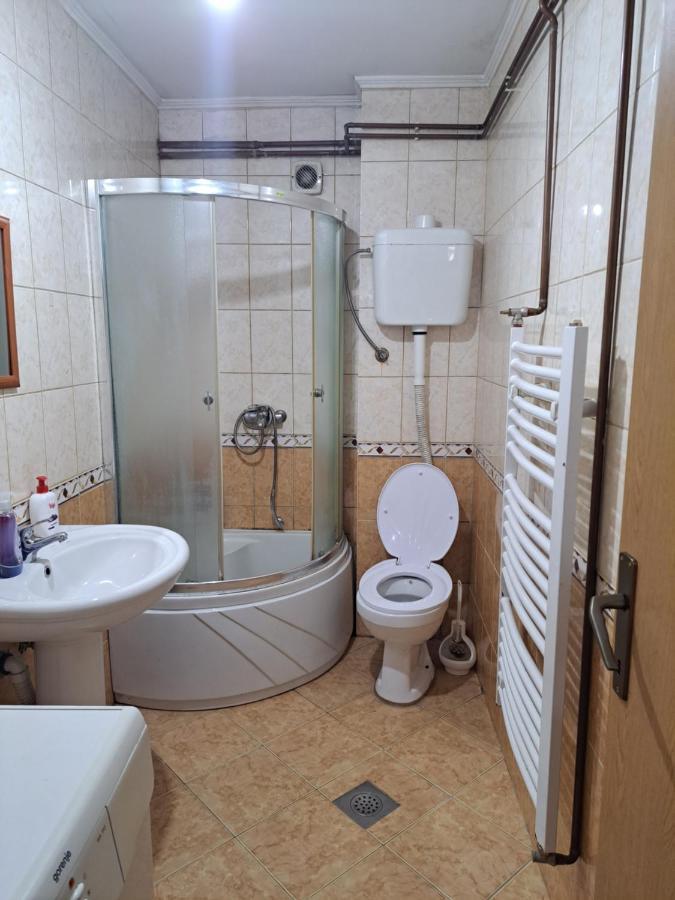 Apartman Lara 2 Apartment ฟอชา ภายนอก รูปภาพ