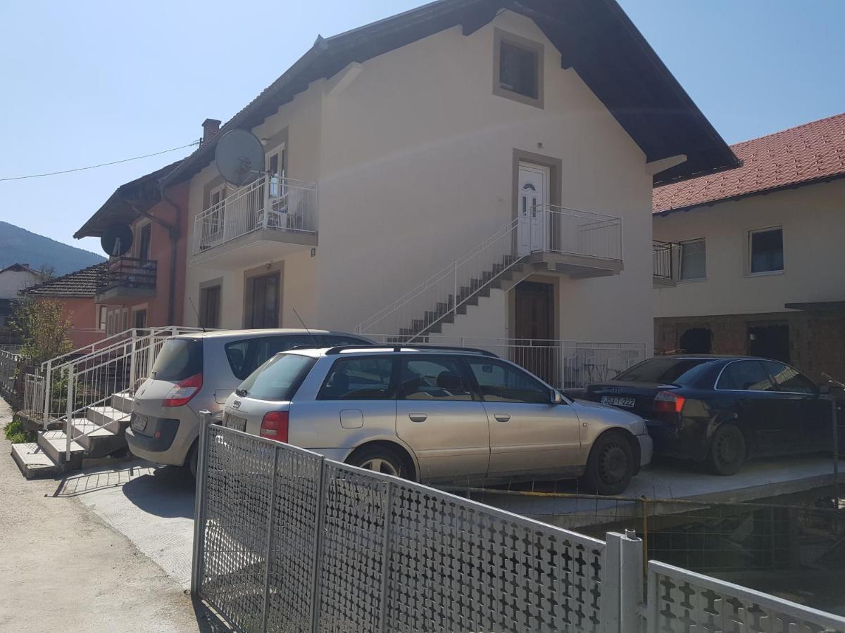 Apartman Lara 2 Apartment ฟอชา ภายนอก รูปภาพ